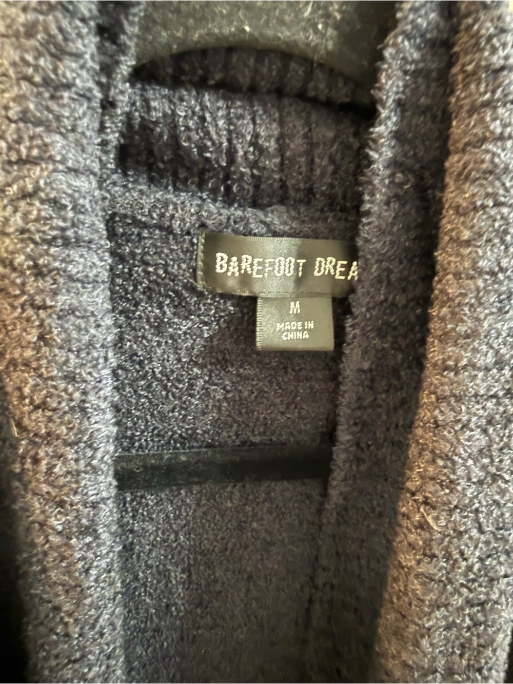 Barefoot Dreams Cozychic Light Cardigan Sweater
Navy
Size M
EUC - Picture 4 of 5